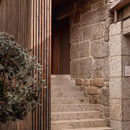 Villã - Paredes (Porto)